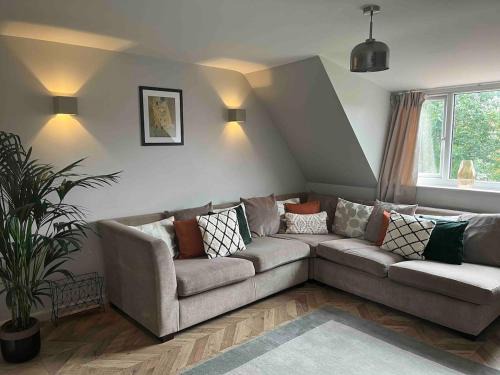 New Earswick Apartment | Charming 2-Bed Apartment with free parking 10 mins drive to York City