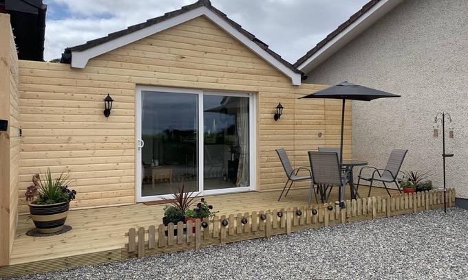 South Galson Cabin | Charming 2-Bed Cabin in Inverness, Scotland