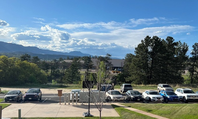 Northeast Colorado Springs Condo | Charming 2-bedroom condo in brilliant Colorado Springs with WiFi, AC