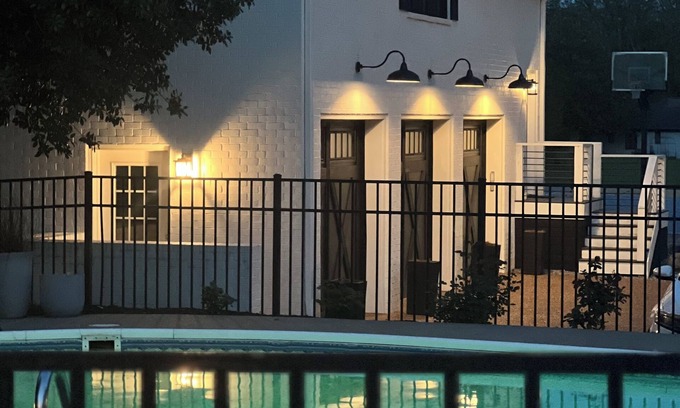 Hendersonville House | Charming 2-bedroom carriage house located in a peaceful, and quiet neighborhood.