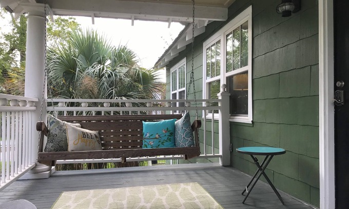 Biloxi Apartment | Charming 2-bedroom apartment in the heart of Ocean Springs.