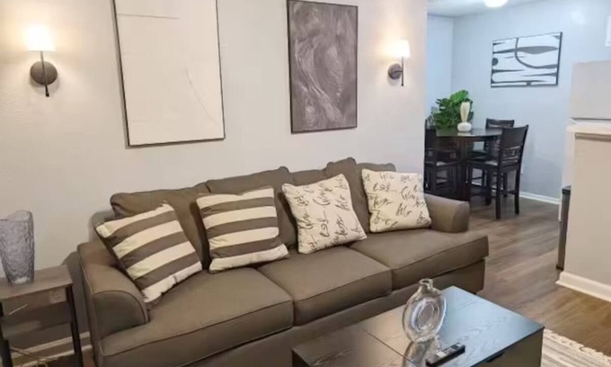 Central Arlington Apartment | Charming 2-bedroom apartment One block from Stadium