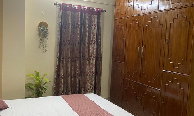Sualkuchi Apartment | Charming 2-bedroom apartment with fitness room, WiFi in Guwahati