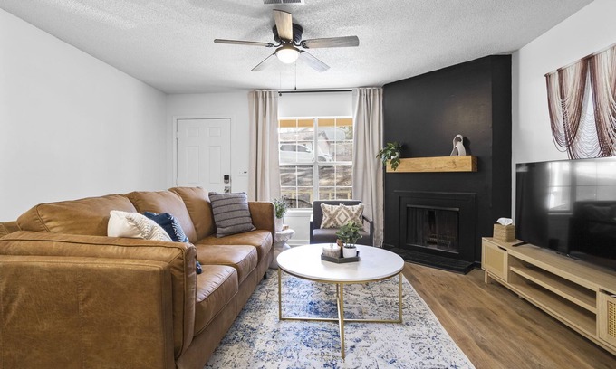 Dentsville Apartment | Charming 2-bedroom apartment with WiFi, AC in superb Columbia