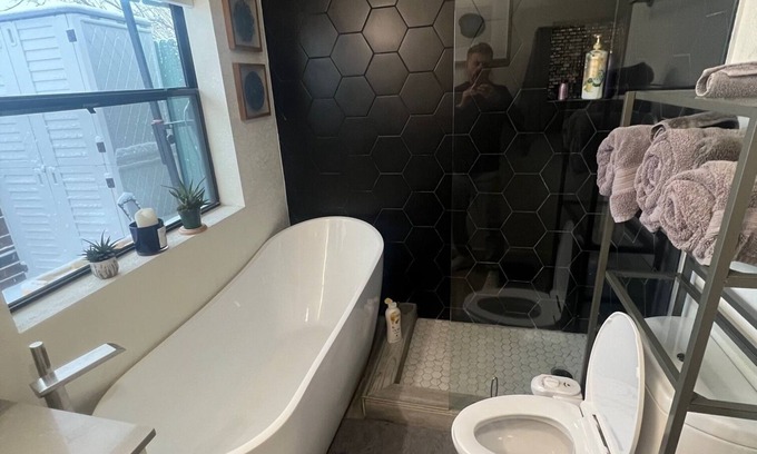 Baca Street Apartment | Charming 2-bedroom apartment in brilliant Santa Fe with AC