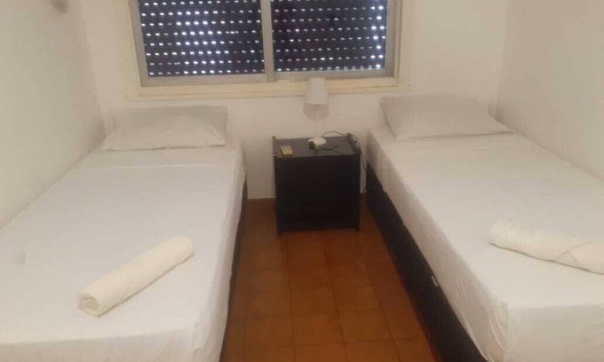 Posadas Apartment | Charming 2-bedroom apartment in welcoming Posadas with AC