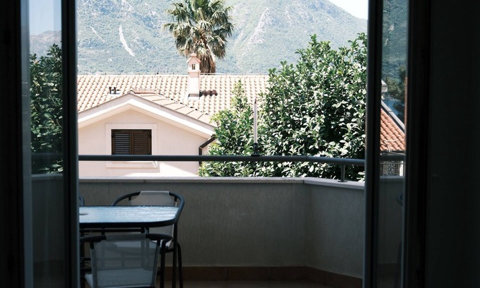 Kotor Apartment | Charming 2-bedroom apartment with sea view, AC, free parking Steps to beach