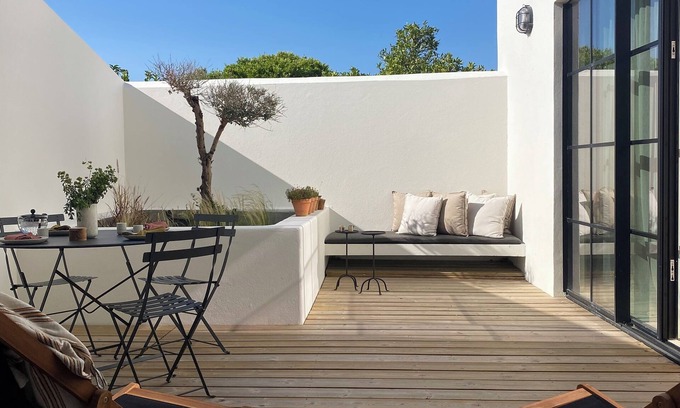 Grandola Apartment | Charming 2-bedroom apartment in wonderful Grândola with WiFi, AC