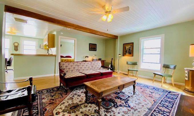 Bisbee Apartment | Charming 2-bedroom apartment with WiFi, AC in brilliant Bisbee