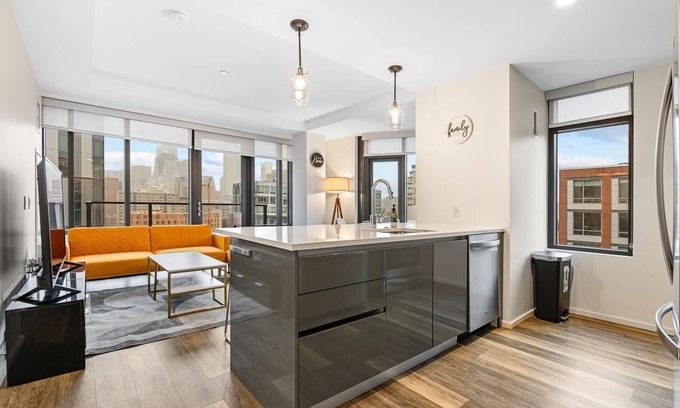 Chinatown Apartment | Charming 2-bedroom apartment in superb Boston with AC, WiFi, fitness room
