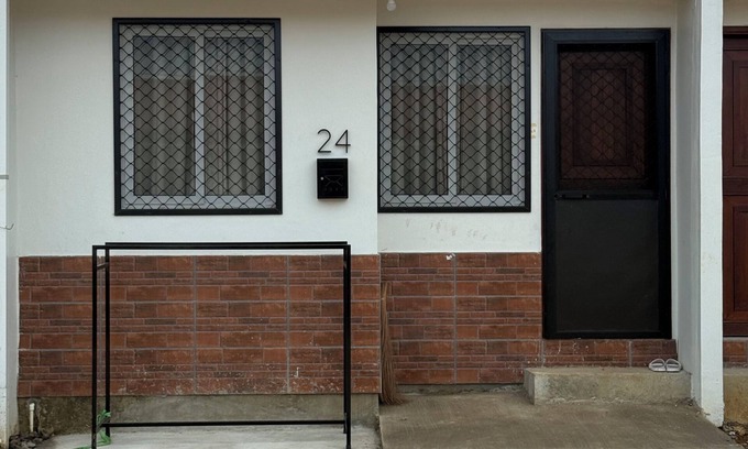 Ormoc House | Charming 2-bedroom bungalow in serene Ormoc City with AC