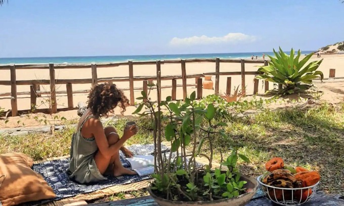Tofo House | Charming 2-bedroom beach house with WiFi and AC