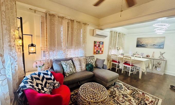 Harbor Cottage | Charming 2-bedroom cottage Beach Nearby