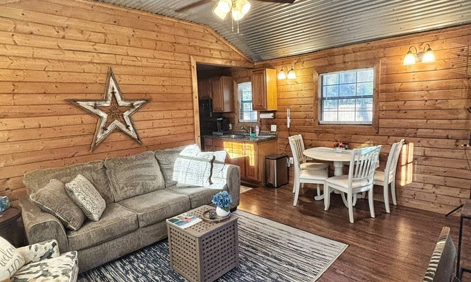 Montgomery Cabin | Charming 2-bedroom cabin in historic Montgomery with WiFi, AC