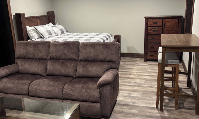 Kearney Cabin | Charming 2-bedroom cabin located just outside Kearney, Nebraska…