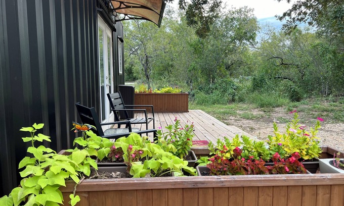 Seguin Cottage | Charming 2-bedroom container home nestled within an Alpaca Ranch