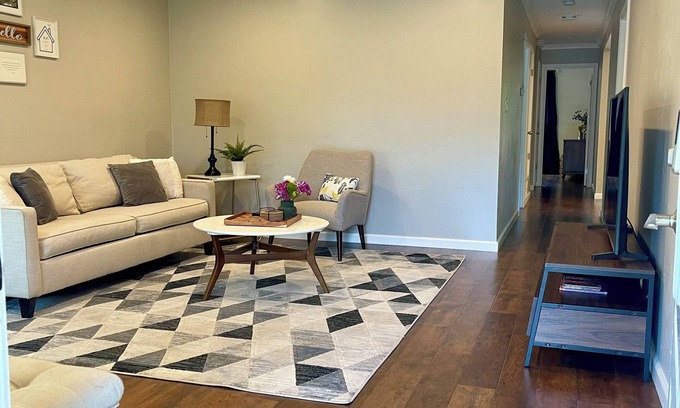 Arden-Arcade House | Charming 2-bedroom duplex with easy access to freeways and downtown Sacramento.