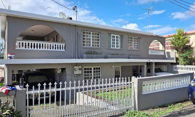 Canovanillas House | Charming 2-bedroom Garden level with WiFi, AC in fabulous Canovanas