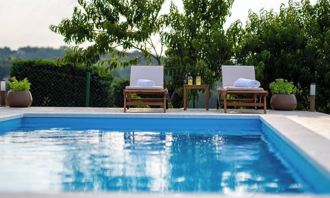 Novigrad Podravski House | Charming 2-bedroom house in Borovljani with AC, WiFi