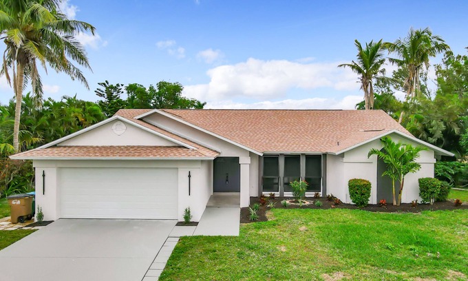 Pelican House | Charming 2-bedroom house in delightful Cape Coral with AC