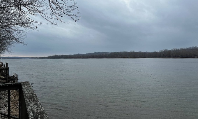 Sugar Tree House | Charming 2-bedroom house on the Tennessee river; peace and quiet