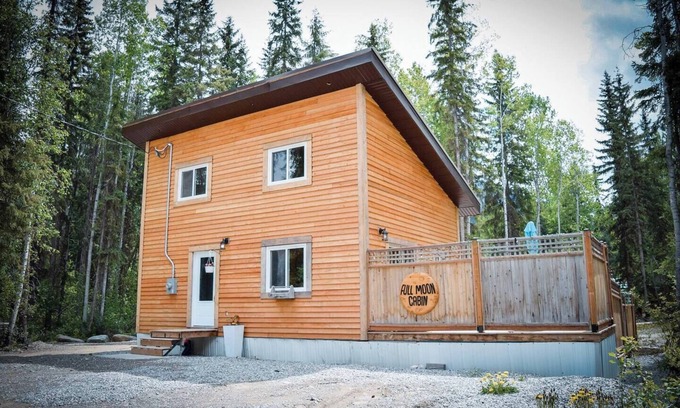 Blaeberry House | Charming 2-bedroom house with AC, WiFi in fabulous Blaeberry