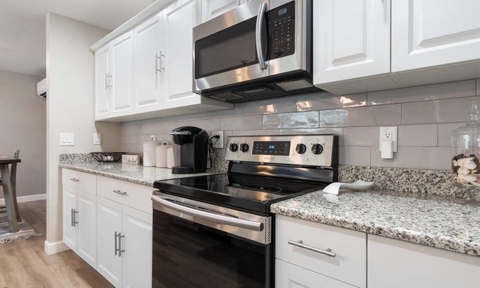 Bradenton House | Charming 2-bedroom house in beautiful Bradenton