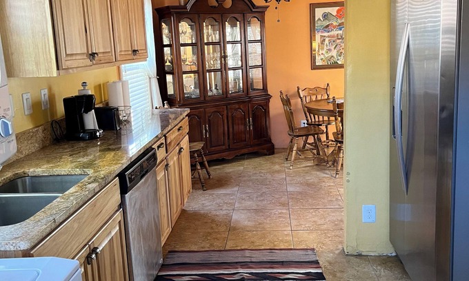 Historic Eastside House | Charming 2-bedroom house in lovely Santa Fe/walk to plazannnnn