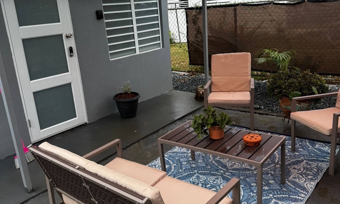 Camuy House | Charming 2-bedroom house with WiFi, AC, jacuzzi in delightful Camuy