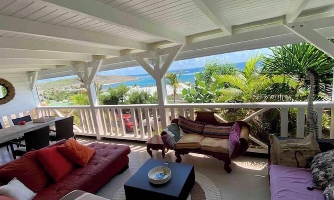Oyster Pond House | Charming 2-bedroom house in welcoming Saint Martin with AC, WiFi