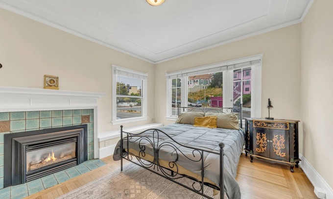 Adams Point Apartment | Charming 2-bedroom Oakland near Downtown - Amazing Location!
