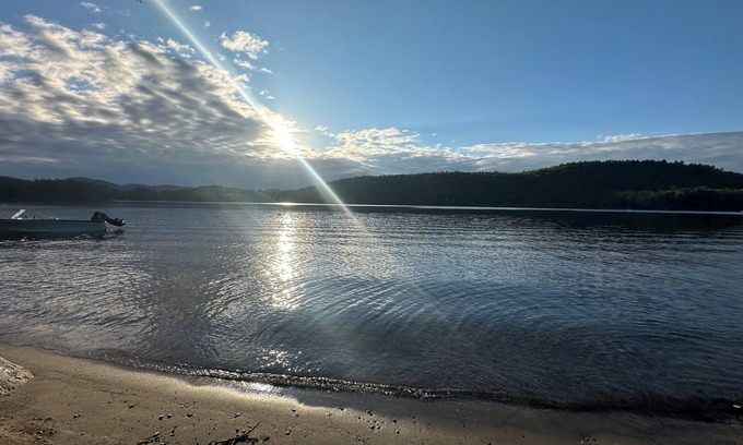 Adirondack House | Charming 2-bedroom plus house in Adirondack with Lake frontage , dock , AC, WiFi
