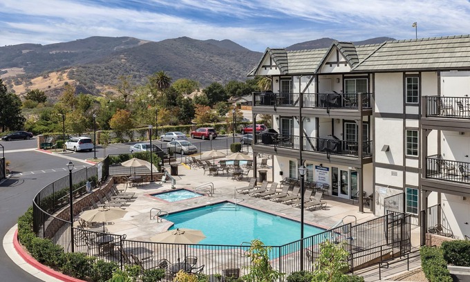 Solvang Apartment | Charming 2-bedroom queen in wonderful Solvang
