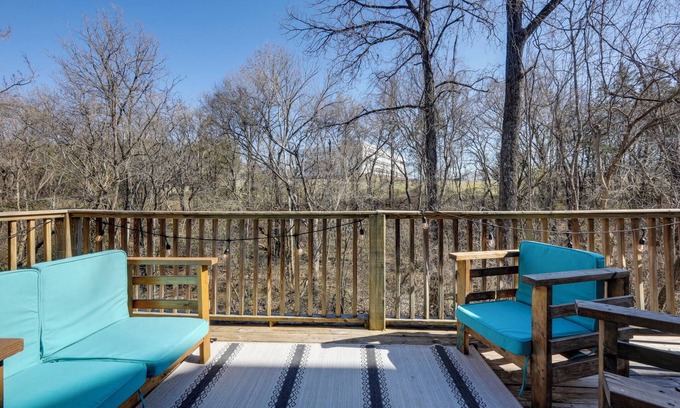 Donelson House | Charming 2-bedroom townhome in vibrant Nashville
