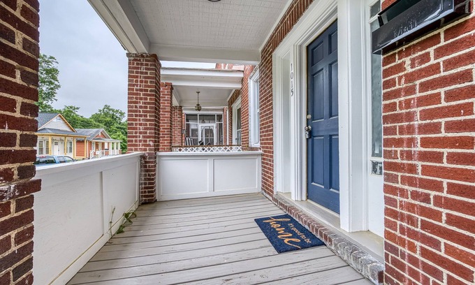 Hopewell House | Charming 2-Bedroom Townhome Near The Water, in Wonderful Hopewell
