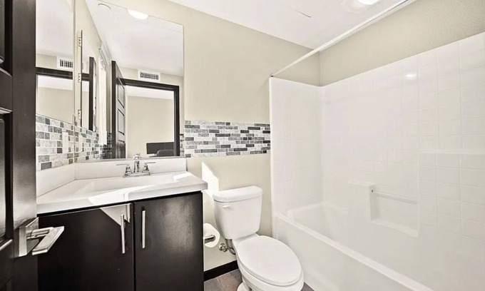Irvine House | Charming 2-bedroom townhome with AC, WiFi in Great Park Irvine