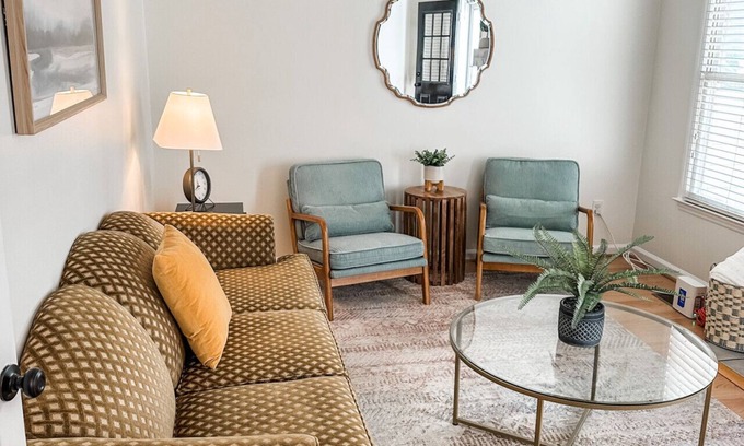Taylor's Pond House | Charming 2-Bedroom Townhome in Downtown Cary