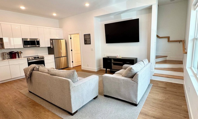 Chattanooga House | Charming 2-bedroom townhome in Chattanooga n