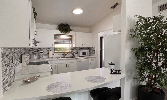 Lake Placid Villa | Charming 2-bedroom villa in Lake Placid