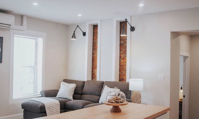 Mifflinburg Apartment | Charming 2-bedroom apartment with AC, WiFi in lovely Mifflinburg