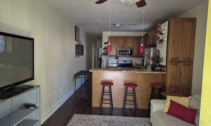 Saint Roch House | Charming 2-bedroom townhome with AC and WiFi in fabulous New Orleans