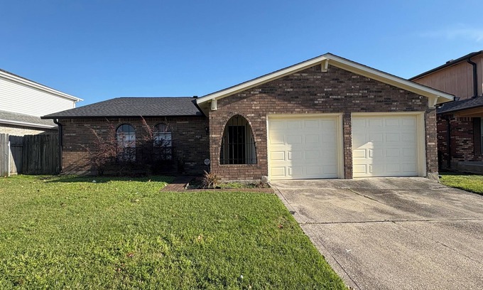 Little Woods House | Charming 2-bedroom house in New Orleans with WiFi and AC