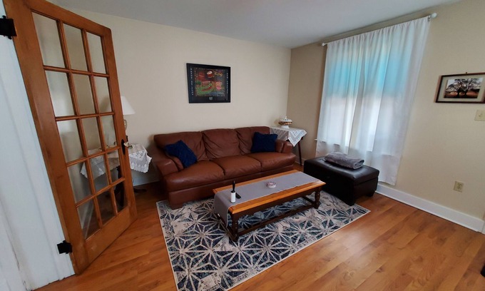 Mid-City Apartment | Charming 2-bedroom apartment in quiet New Orleans neighborhood