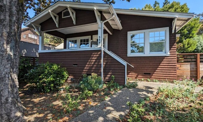 San Anselmo House | Charming 2-bedroom house in San Anselmo with AC