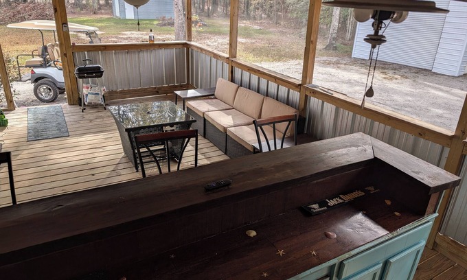 Summerton House | Charming 2-BR 2BA John C Landing-Cuddo-Wyboo Summerton SC Anchor Inn Lake Marion