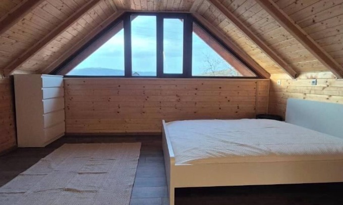 Carasova Cottage | Charming 2Bed Cottage in Carasova, Banat Mountains