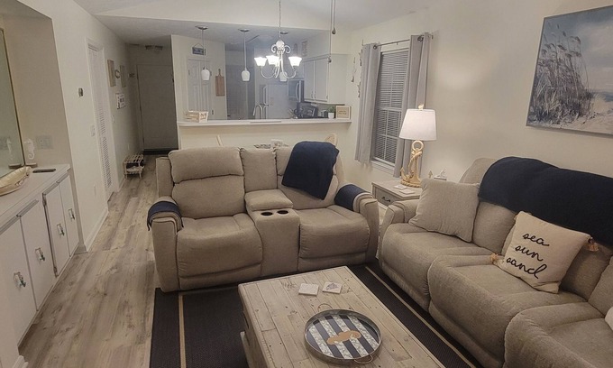 Carolina Forest Condo | Charming 2BR Condo w/Pools, Hot Tub & Waterway Views Near Myrtle Bch Attractions