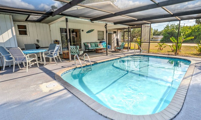 Port Charlotte House | Charming 2BR Home w/Heated Pool & Arcade in Quiet Area – Perfect Location!