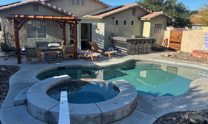 Desert Hot Springs House | Charming 3-bedroom house with AC and WiFi in Desert Hot Springs