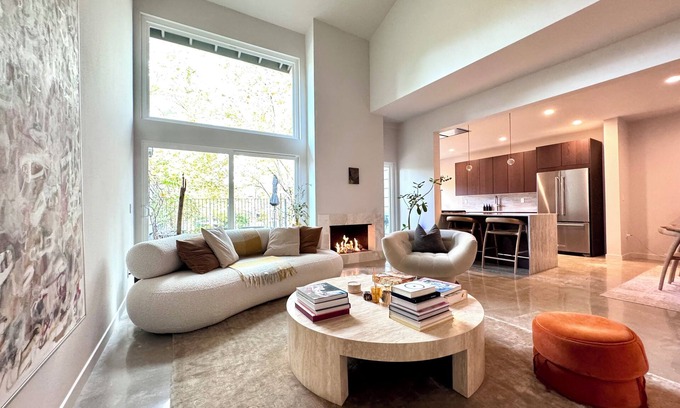 Thousand Oaks House | Charming 3-bdrm house, with gorgeous deck in Westlake Village